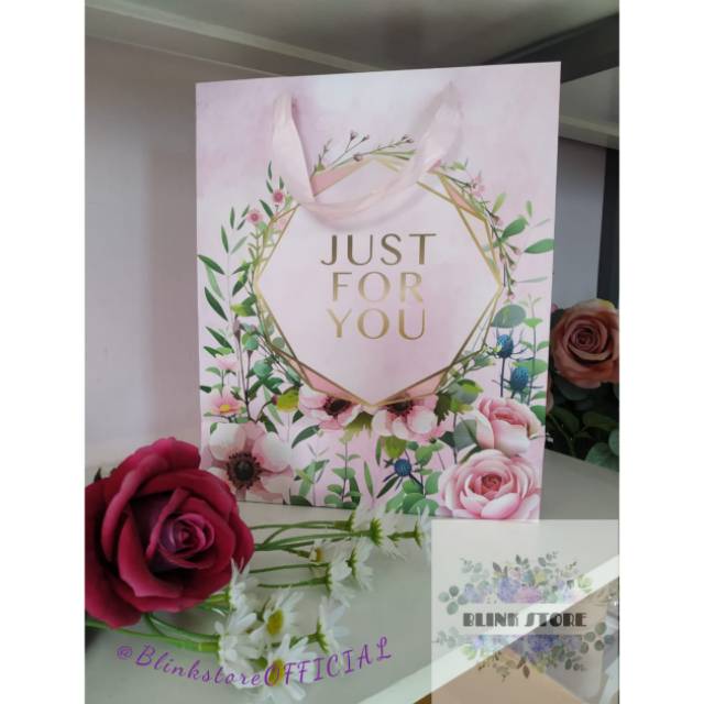 

PAPER BAG | just for you | 26 x 32 x 12 cm