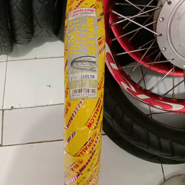 Ban luar swallow 70/90-17
