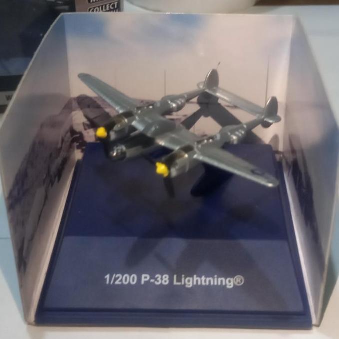 Diecast Miniatur Pesawat Tempur P38 Lightning Perang Dunia Ke 2
