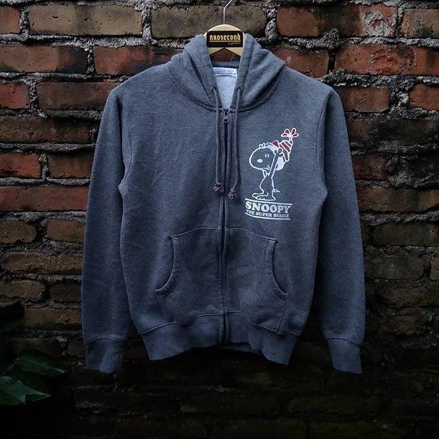 snoopy zip hoodie