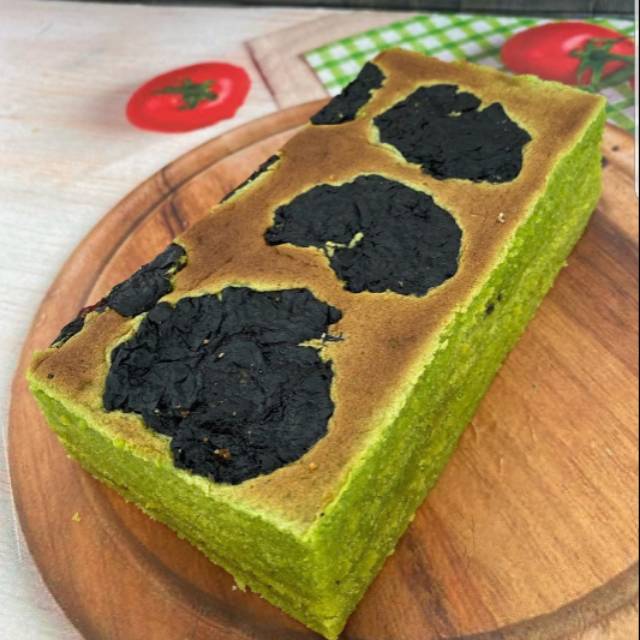 

Lapis legit pandan prunes ukuran 20x10cm