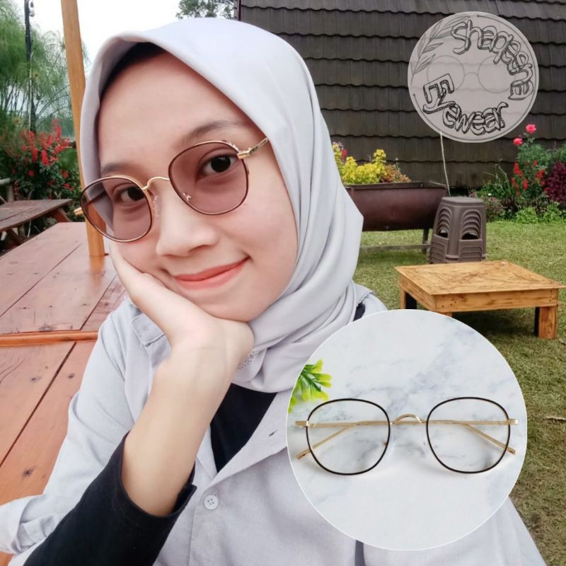 Lily Black Gold