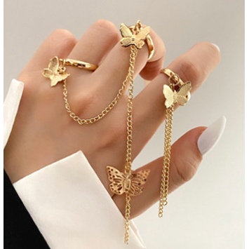 2pcs / Set Cincin Rantai Multilayer Adjustable Desain Kupu-Kupu Bahan Alloy Gaya Punk Hip Hop Untuk Pria Dan Wanita