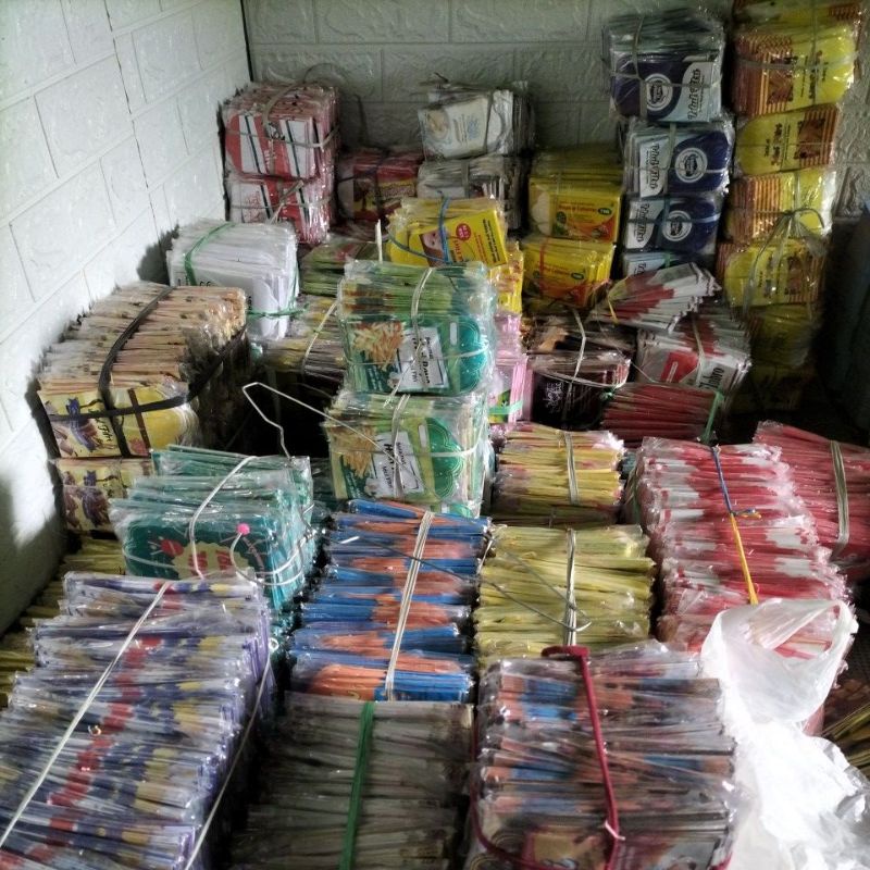 

Amplop Lebaran Sudah Di Lem / Siap Pakai 100 Pack ( 1 Pack Isi 10 Pcs )