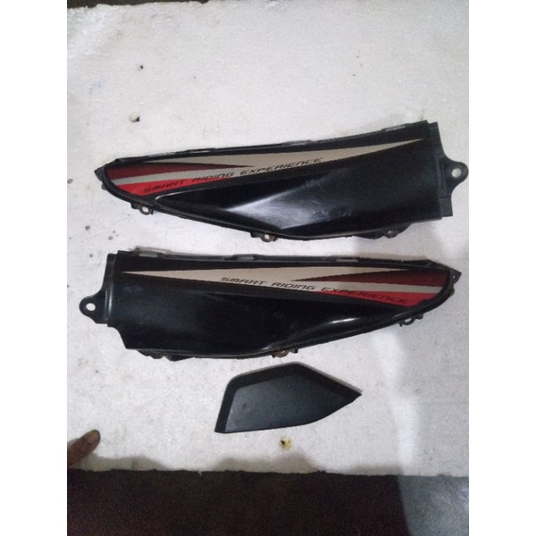 Cover body tengah Honda Revo Absolute original