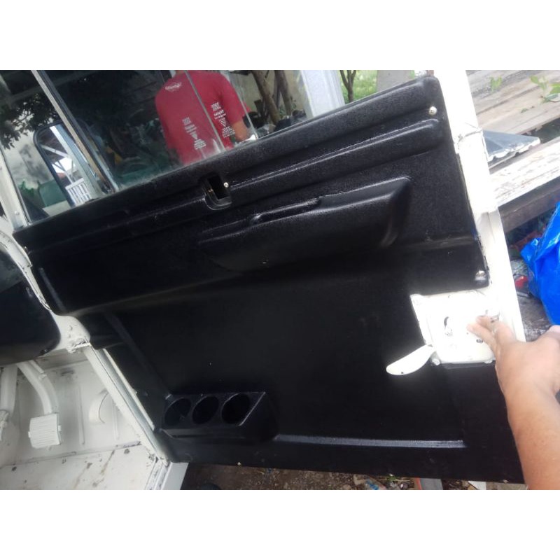 dortrim land rover series 2 pintu