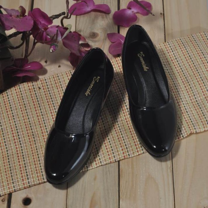 sepatu wanita big size 41-45 heels pantofel ukuran besar-jumbo hak 5cm sepatu formal cewe kantor kerja kulit hitam