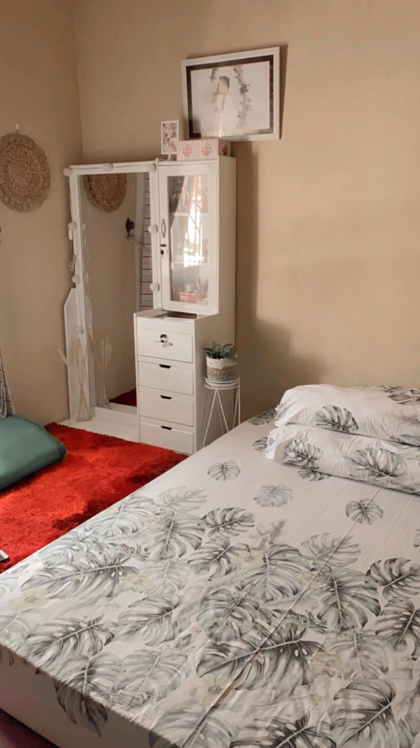 Sprei Katun Lokal Cvc Emma Montsera Hijau Kombinasi