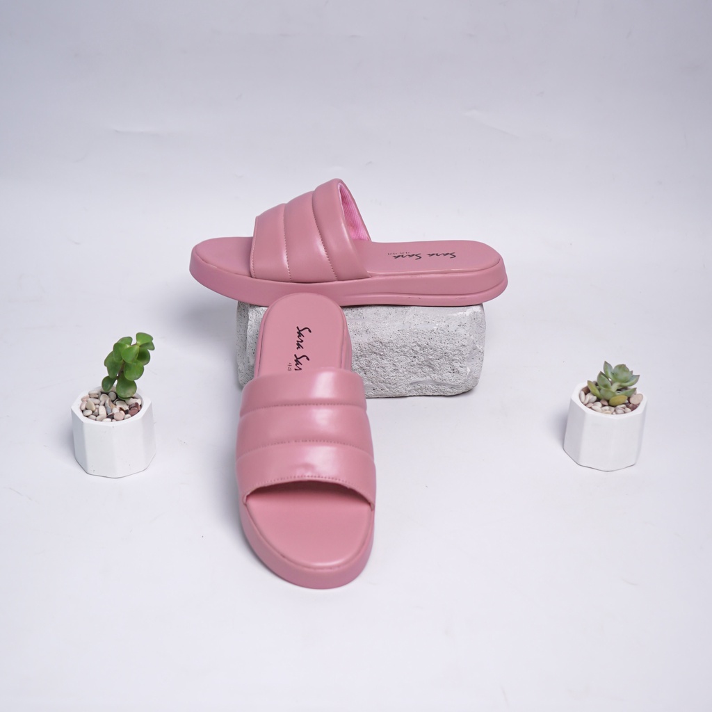 Sara Sara TORA Sandal Slop Wanita Kekinian Sandal Slide Karet Slip On Hak Flatform Kekinian