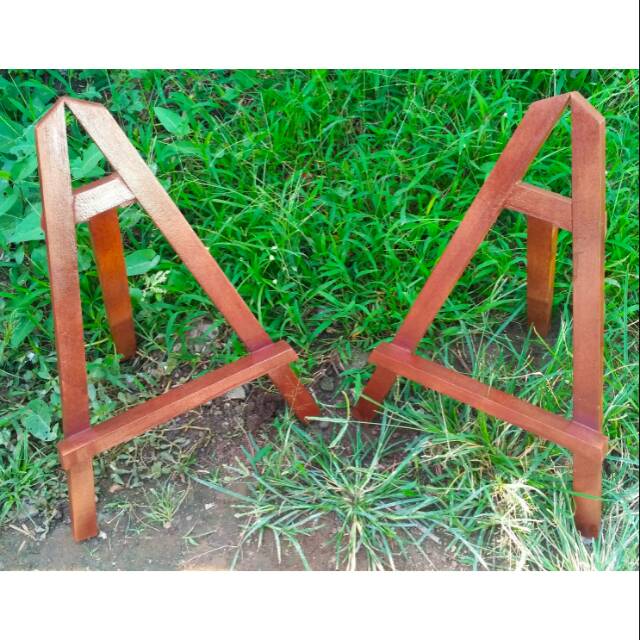 

Stand Lukis / Foto Ukuran 20x20 cm Siap Pakai