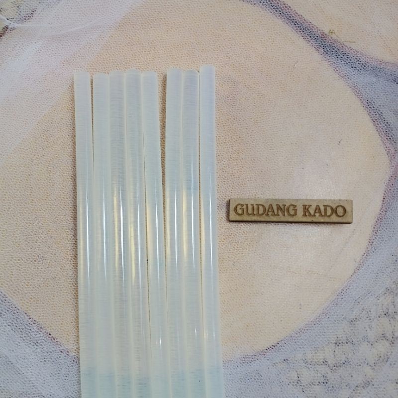 Isi lem tembak / lem tembak