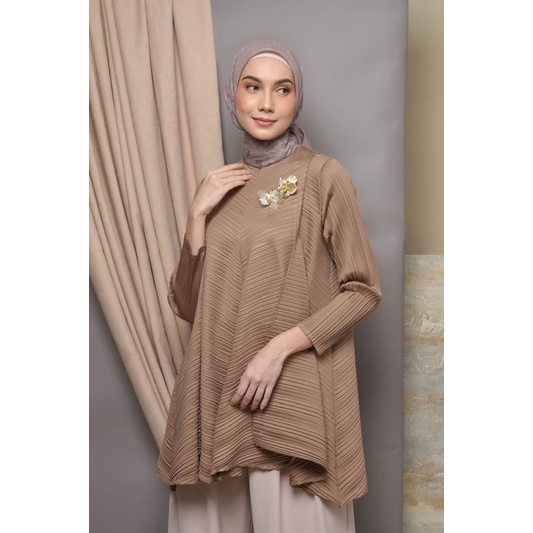 ASHTA BLOUSE by Local id