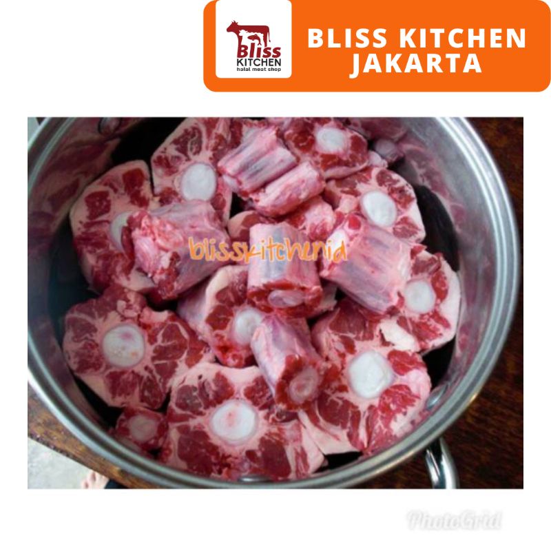 

Buntut Sapi Impor AUS Oxtail Center Cut Ukuran M Sedang / Campur 3-7cm