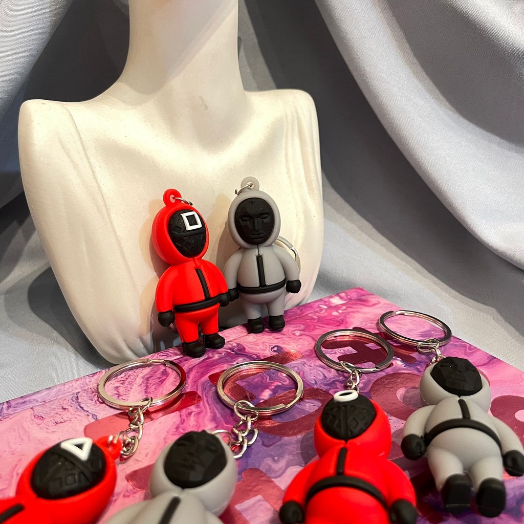 GANTUNGAN KUNCI LUCU MODEL SQUIT GAME KOREAN VIRAL ANIMASI SQUIDGAME KEYCHAIN SOUVENIR AKSESORIS MURAH IMPORT QUALITY READY GROSIR COD