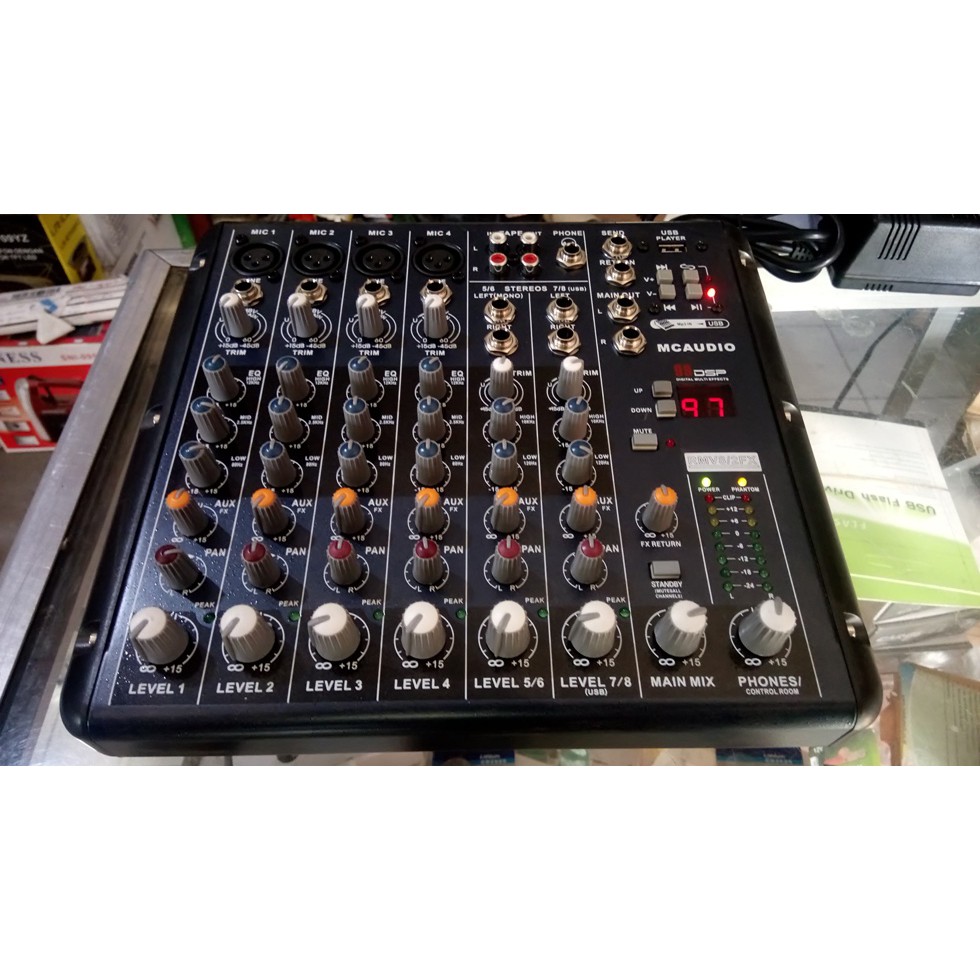 PROFESSIONAL MIXER 8 CHANNEL LIVE USB DIGITAL 99 EFFECTS MC AUDIO