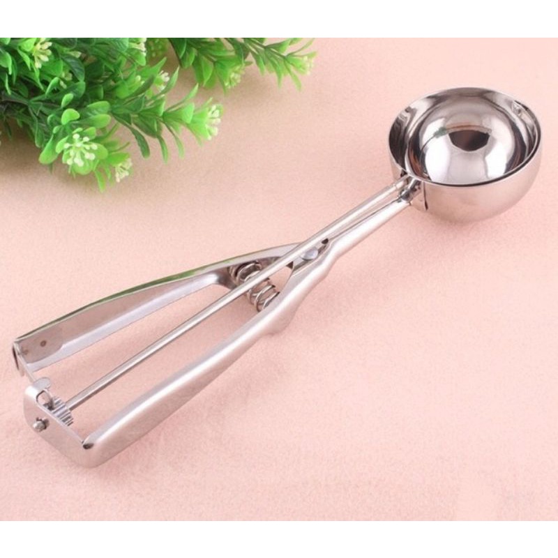 Sendok Scoop Ice Cream Stainless Steel Es Krim Dessert Serut Alat Buah / Ice Cream Scoop / 0SCOOP ES KRIM / ICE CREAM SCOOP / SCOOP ICE CREAM STAINLESS /ICE CREAM SCOOP SENDOK ES KRIM CETAKAN KUE BAKSO STAINLESS STEEL 