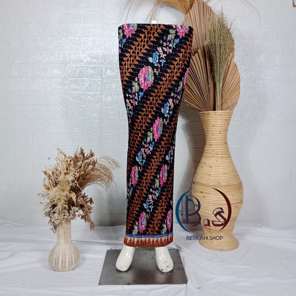 ROK PLISKET BATIK / ROK PLISKET KEBAYA / ROK PLISKET / ROK KEBAYA / BAWAHAN KEBAYA / ROK WISUDAH / MOTIF KSN