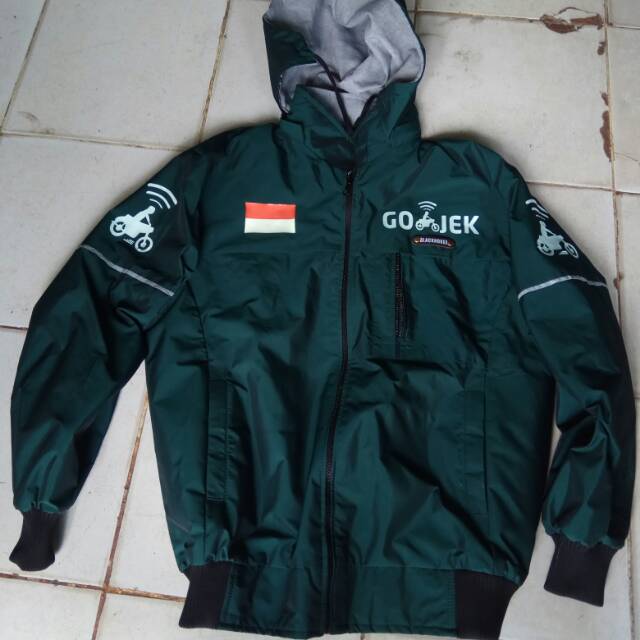 Jaket bomber gojek hijau tua waterproof