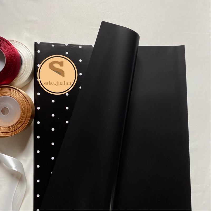 

Kertas Wrapping Bunga Motip Polkadot