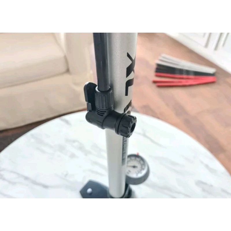 XLR8 Taiwan 160 psi pompa lantai sepeda high pressure tekanan tinggi floor pump cocok sepeda balap roadbike road bike mtb seli sepeda lipat motor mobil