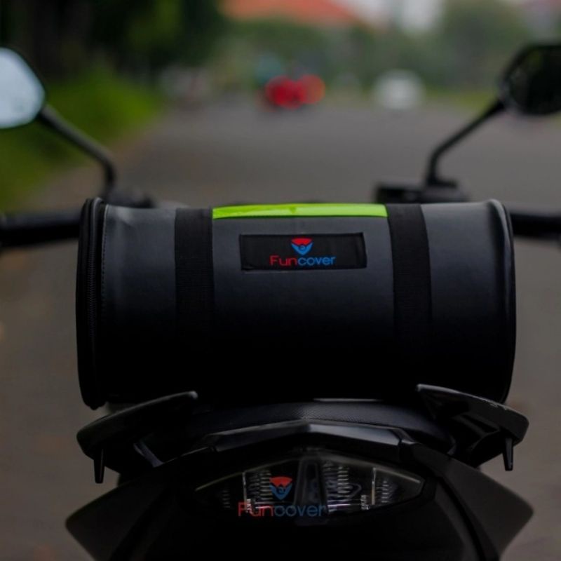 TUBEBAG Tas Tabung WATERPROOF BAGASI Motor Universal Bisa Untuk Jashujan Mantel Dokumen