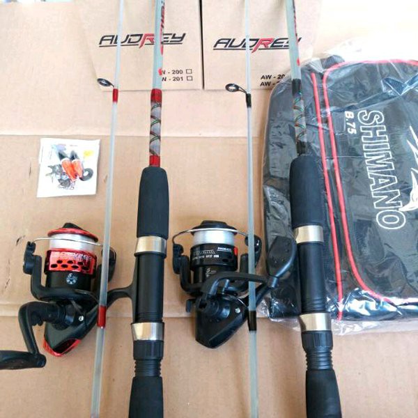 set pancing isi 2 joran fiber glass