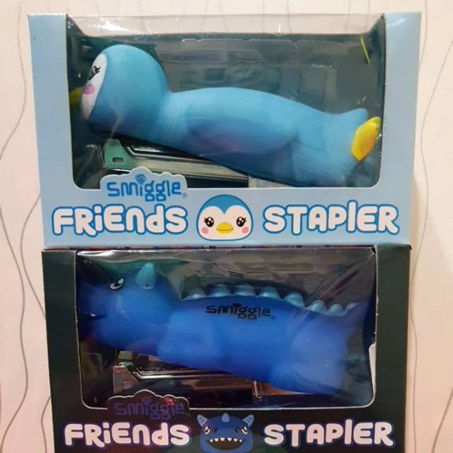 

Smiggle Friend Staplers