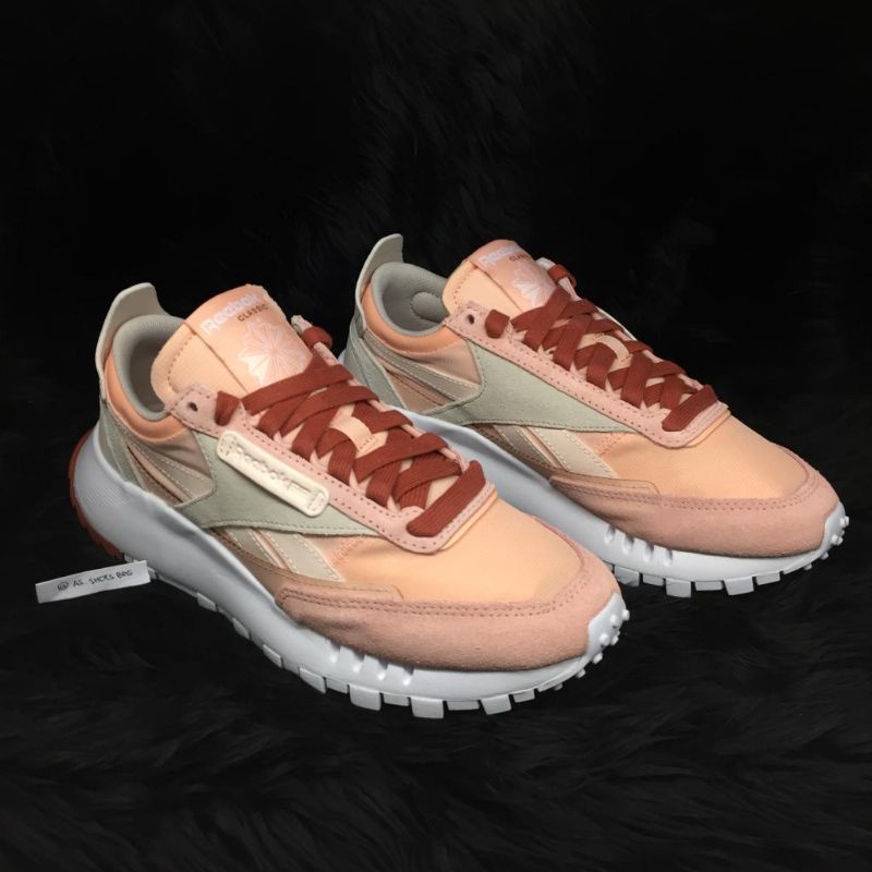 Sneaker Wanita - Reebok Classic Leather Legacy-Ceramic Pink/Aura Orange/white