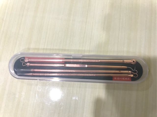 Pinset jerawat dan komedo isi4-1