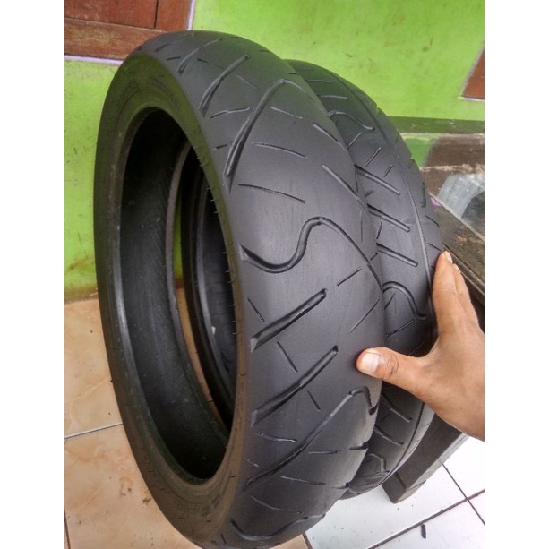 BAN Ban ban sepasang irc road winner depan belakang 130 70 17 depan 100 80 17