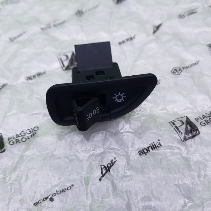 SWITCH LAMPU PIAGGIO