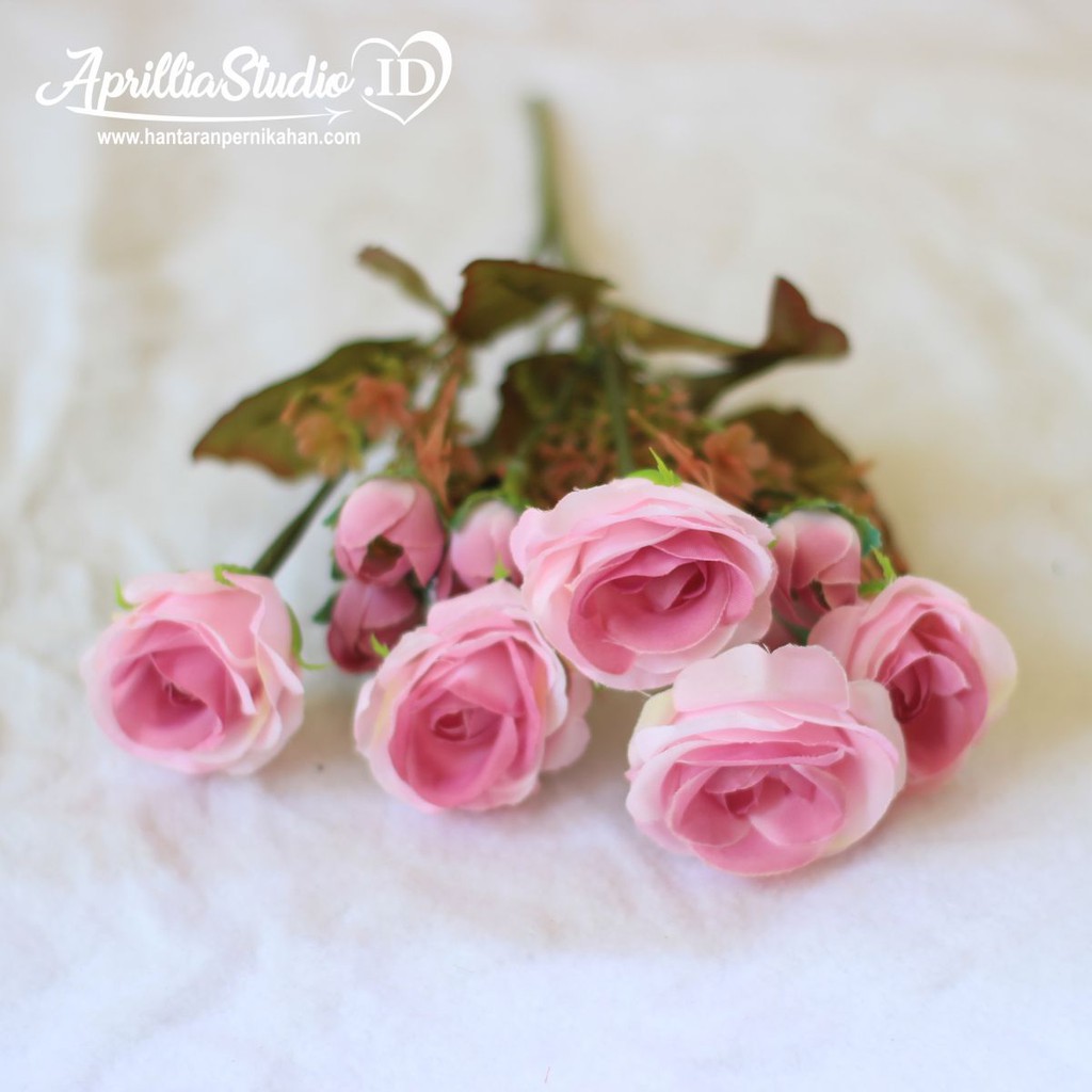 Bunga Artificial Rose Bouquet