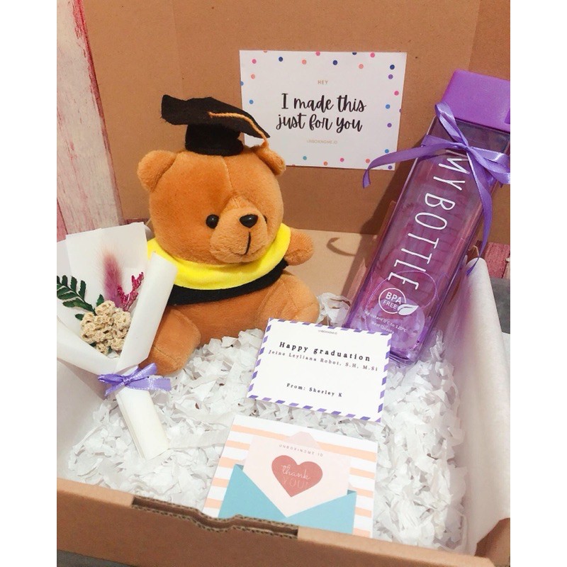 

hampers gift box kado ultah kado wisuda kado wedding