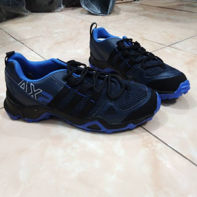 Adidas AX2