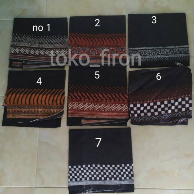 Iket kepala segi-empat / iket kepala batik