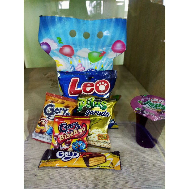 

Paket Snack Ulang Tahun Rp. 7000