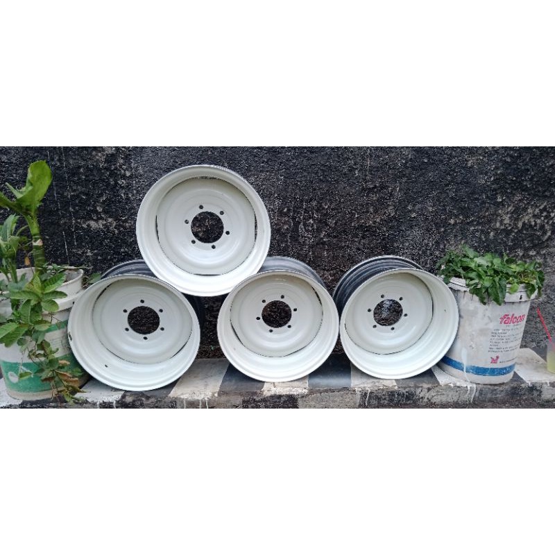 Velg R15 6x139.7 4pcs