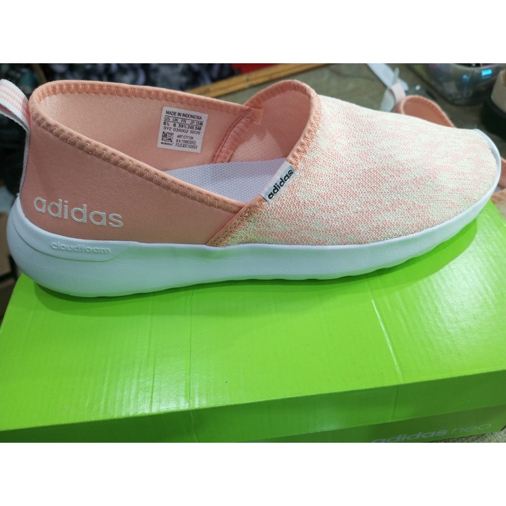 Sepatu Cewek Ringan Adidas Cloufoam Slip On Original