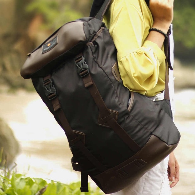 SKY SCRAPPER BLACK |ManNeedMe x URBAN| Tas Ransel Pria Tas Wanita Backpack ORIGINAL