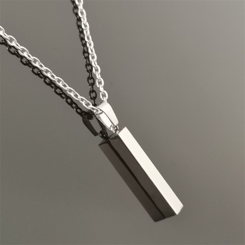 Kalung Liontin Bentuk Persegi Panjang Bahan Stainless Steel Gaya Klasik Untuk Pria Dan Wanita