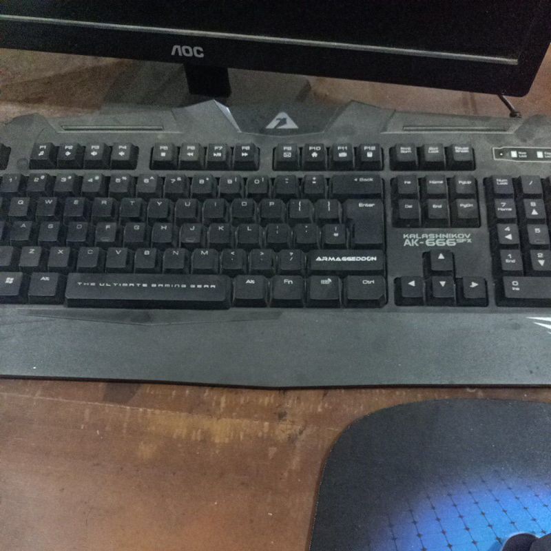 keyboard rexus fortress