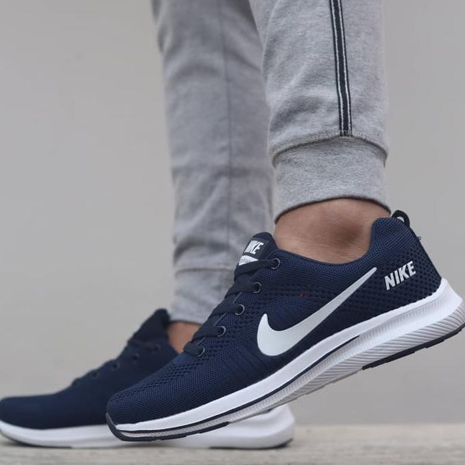 Barang Berkualitas sepatu nike airmax zoom||sepatu impor cowok||sepatu running pria STOK TERBATAS