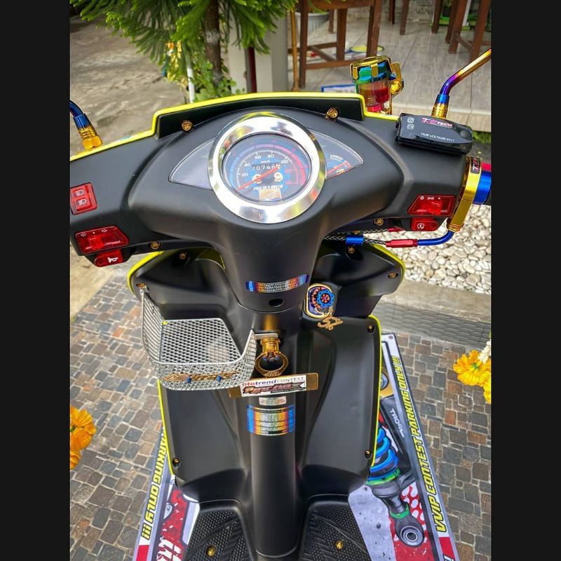 Keranjang kiri Vario110 old/keranjang samping vario karbu/ vario lama /dasbor vario110
