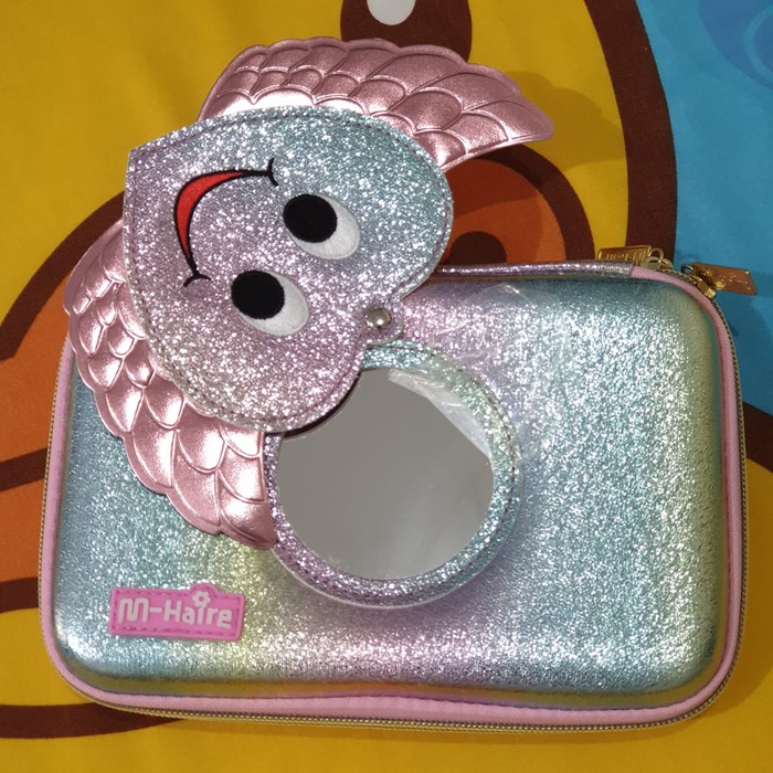 

Tempat pensil smiggle lookalike EVA Hardcase Unicorn Glitter dgn kaca - LOVE SMILE