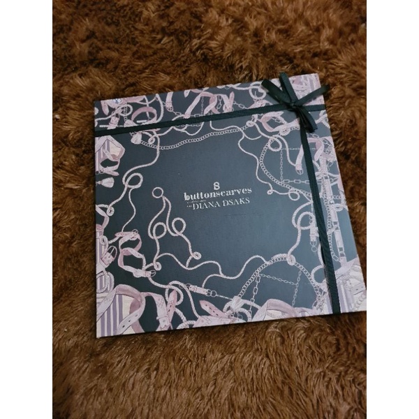 La Bella Chain Series Buttonscarves in NERA