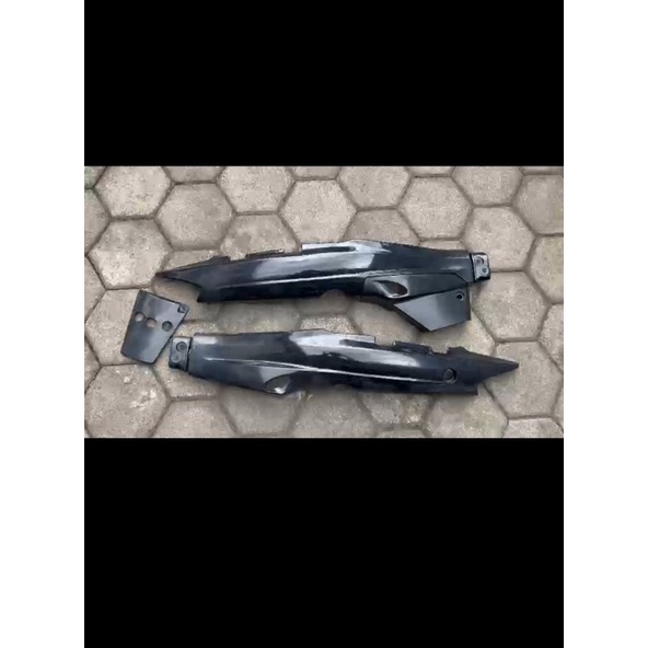 body bodi cover belakang fiz r fizr bahan ABS mentah bisa di modifikasi cat sendiri