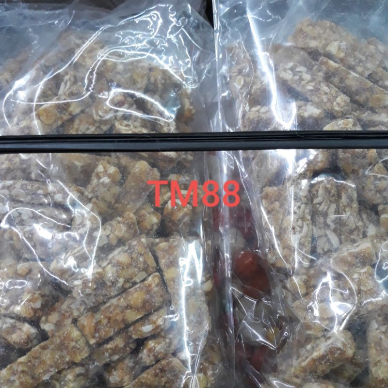 

PERMEN KACANG TING TING/TI TEU CHANG KHAS KALIMANTAN