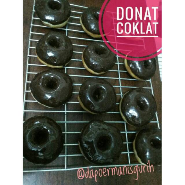 

DONAT COKLAT