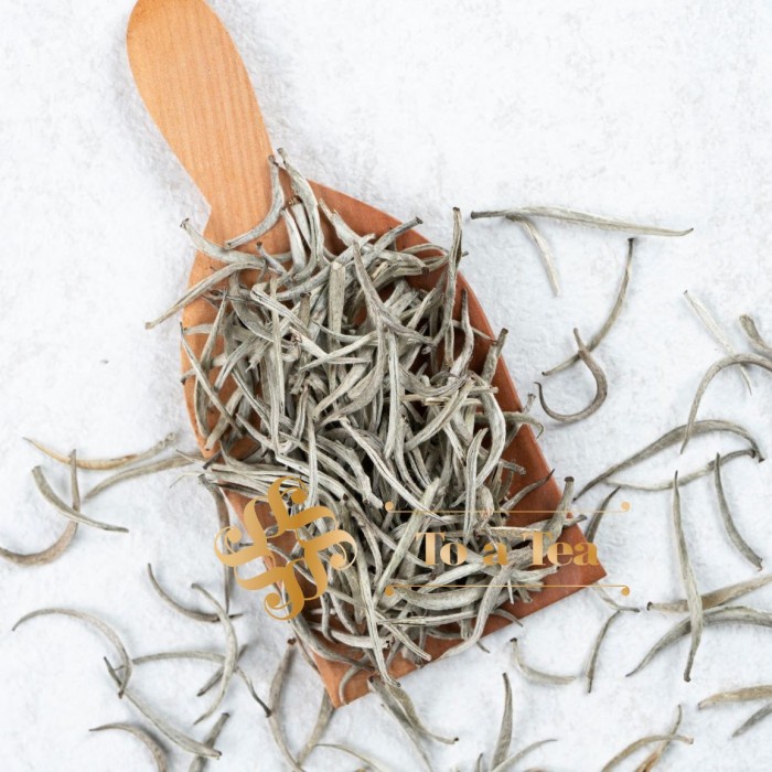 

TEH-DAUN- PREMIUM WHITE TEA SILVER NEEDLE - 50G -DAUN-TEH.