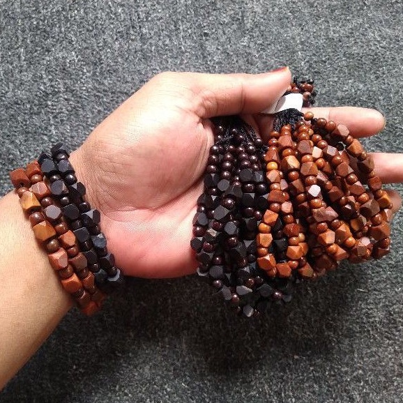 gelang kokka motif kristal kerikil